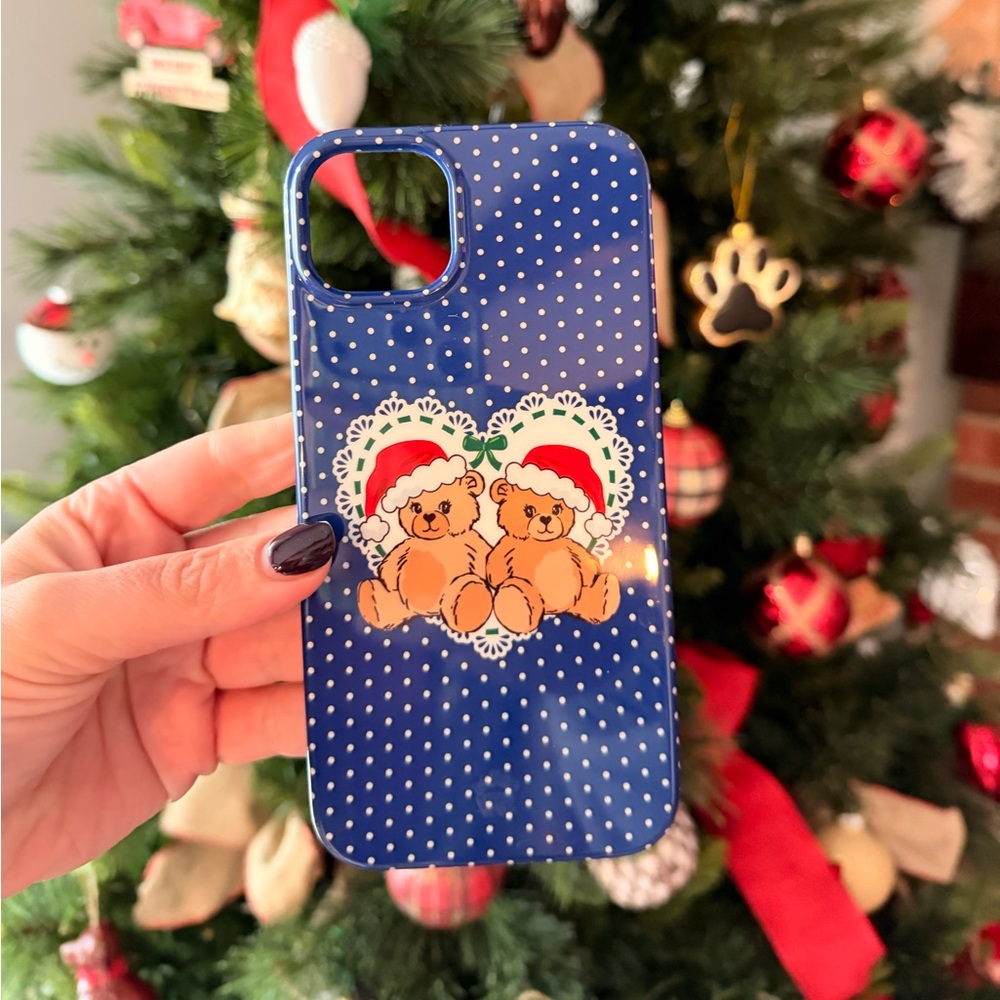 Velvet Caviar iPhone 14 Plus case